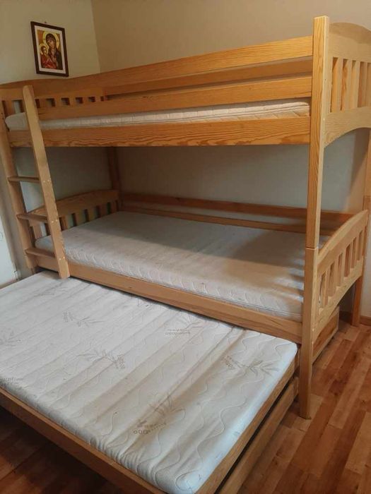 Łózko 3 osobowe pietrowe