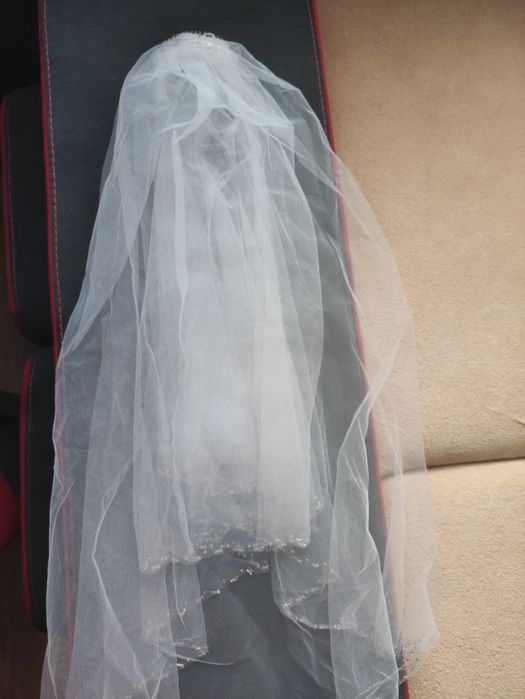 Welon ślubny z grzebieniem 70 cm