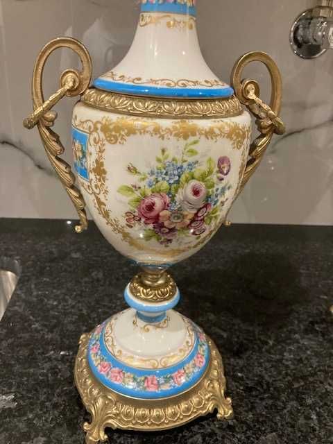Relógio e centro de mesa Porcelana ACF Mod.Dep. Esclusivo