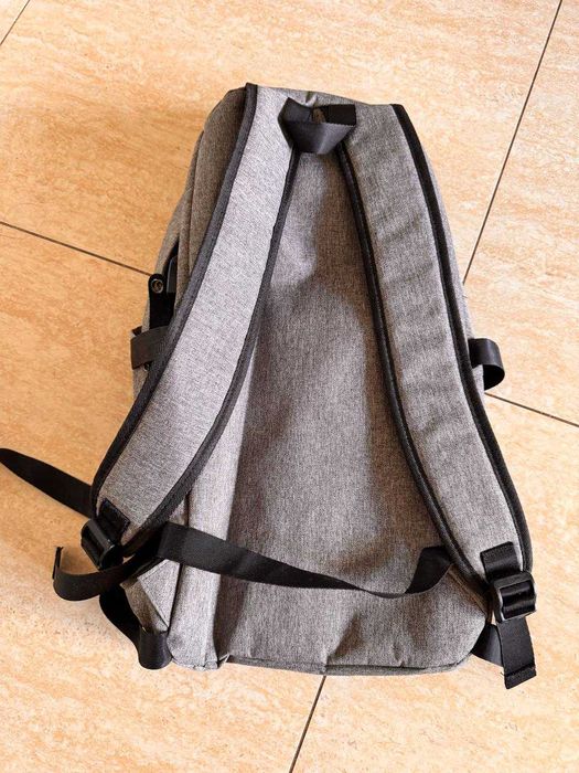 Nowy plecak miejski / szkolny / laptopowy DX YIZU – szary