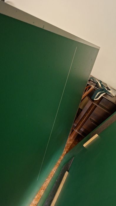 Stół do bilarda z nakładką do ping-ponga