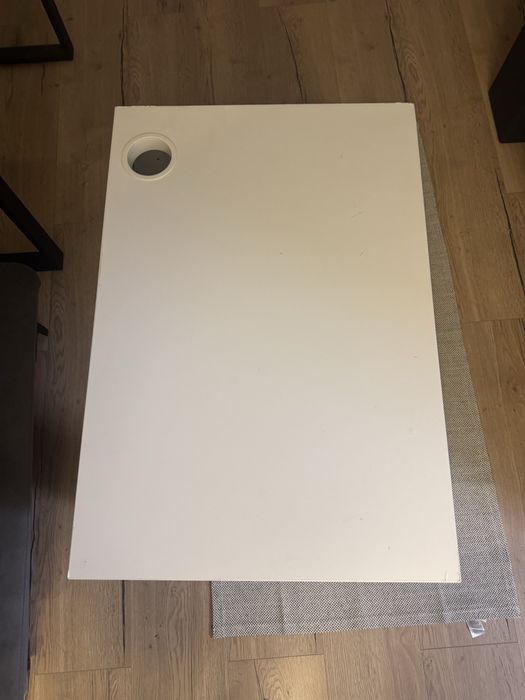 Biurko białe Ikea Micke
