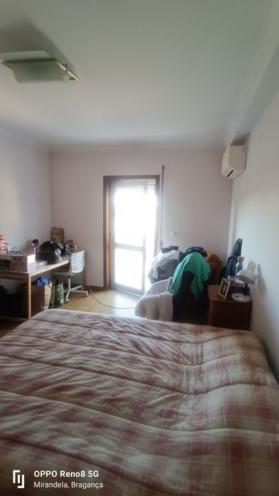 Vendo apartamento T4