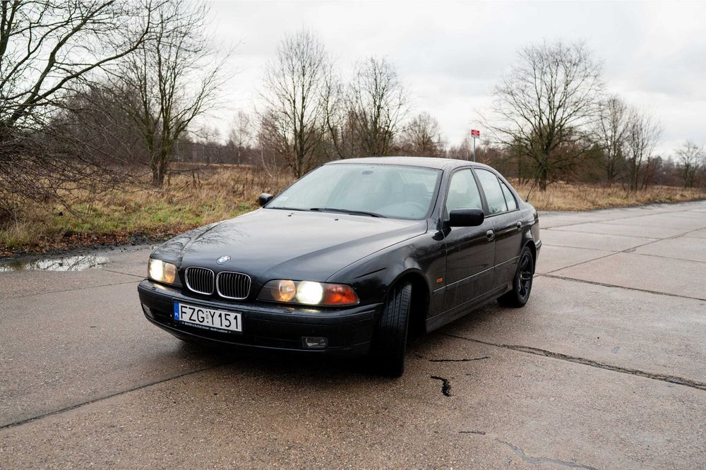 BMW Seria 5 e39 V8 1997