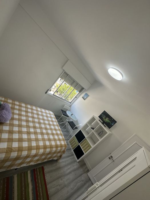 QUARTO familiar na Amadora mobiliado