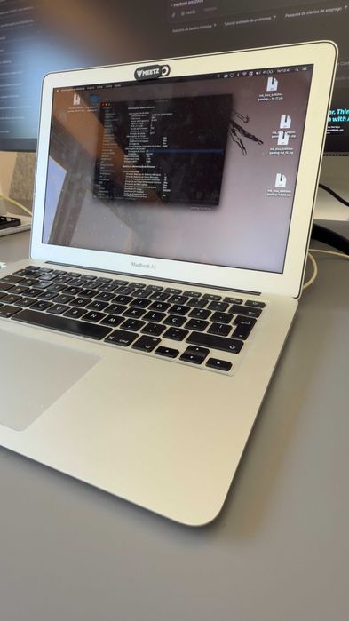 MacBook Air 13" 2017 Comprado em 2019. CAIXA ORIGINAL. Só 91 Ciclos