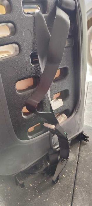 Cadeira Auto Criança (9 a 18 kg)