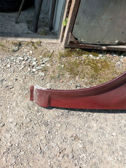 Розбірка переднє ліве крило до віто 639