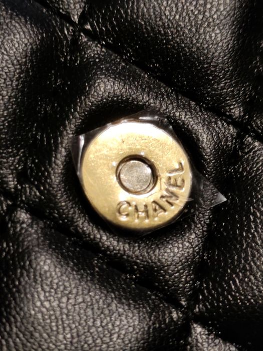 Ekskluzywna Mini Torebka Chanel Makeup – Quilted Lambskin Style z łańc