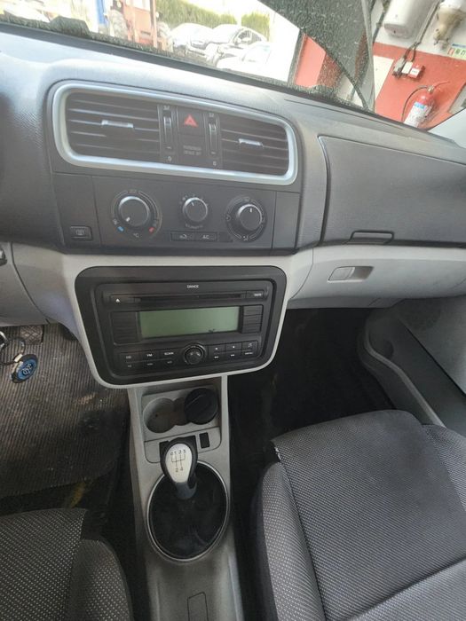 Skoda Roomster 1.2 HTP de 2006 ás peças. (