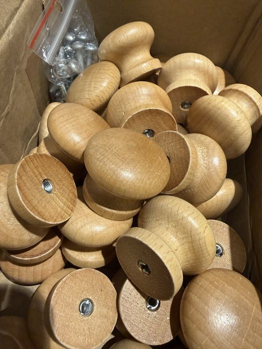 Gałka meblowa buk fi 35mm 30szt