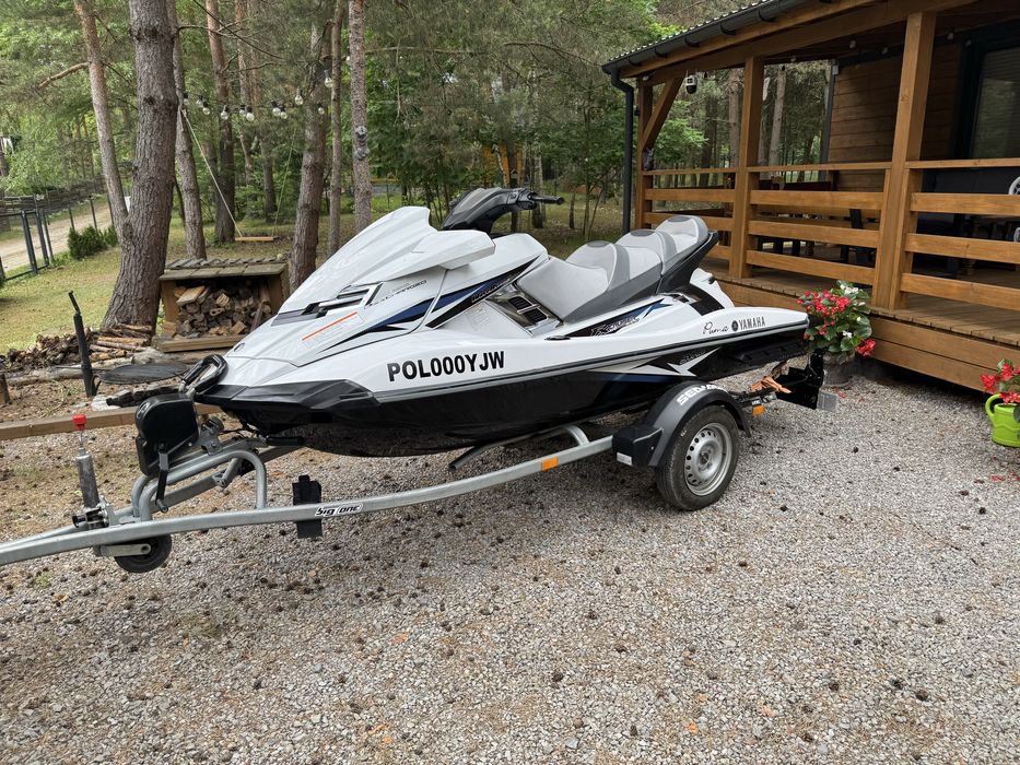 Yamaha FX 1.8 SVHO Cruiser limited 3osoby