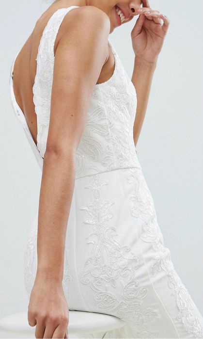 Весільна сукня ASOS
