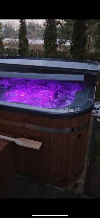 Jacuzzi/ Balia kwadratowa z piecem