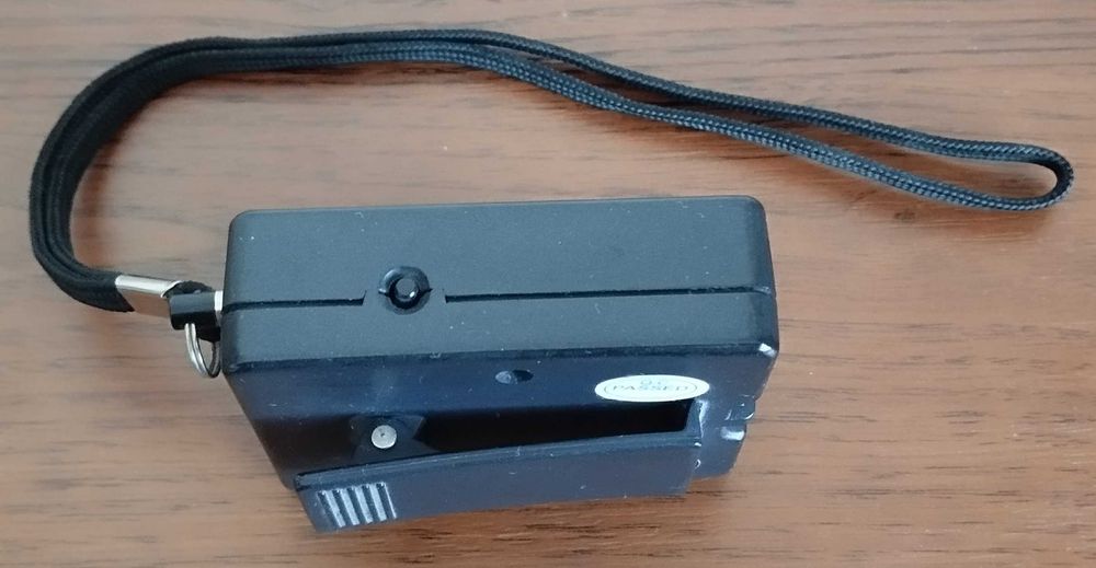 Персональна сигналізація зі світлом PAL-1LIGHT