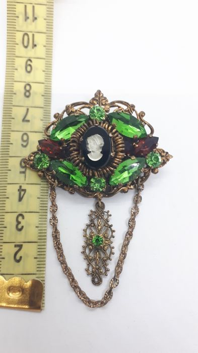 Винтажная брошь. Чехословакия.