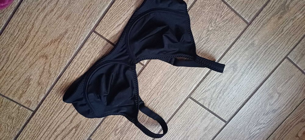 Czarny biustonosz Dorina r. 95 B
