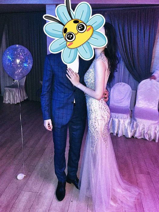 Вечірнє/випускне плаття. Возможен торг/сросно