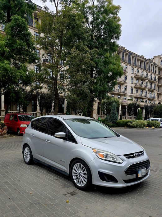 Подам ford c-max hybrid 2017г.