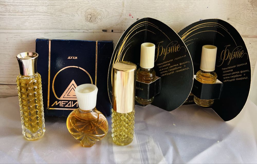 Камелия франция  вінтаж сандал может быть