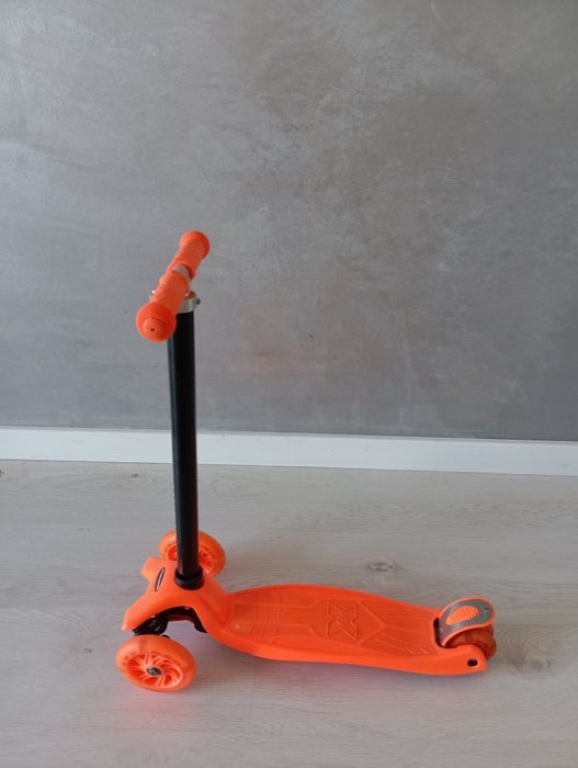 Самокат "Extreme motion"