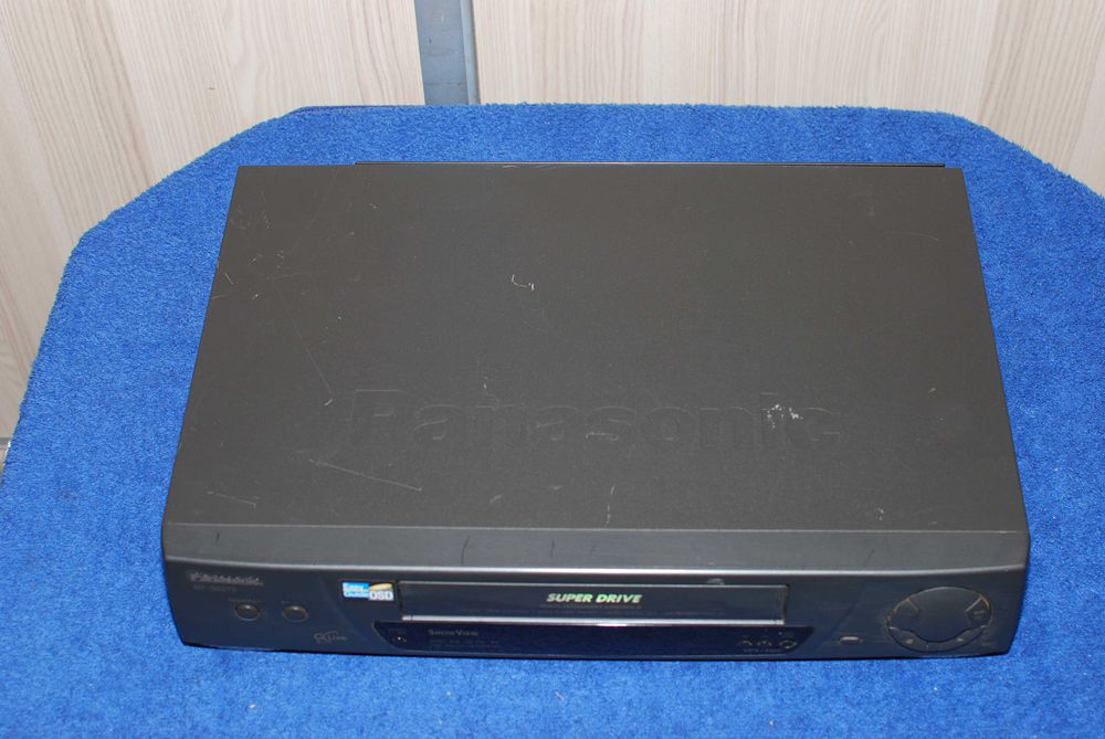 Magnetowid Panasonic NV-SD275 sprawny.