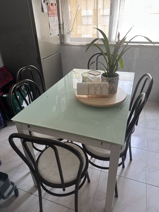 Cadeira para mesa