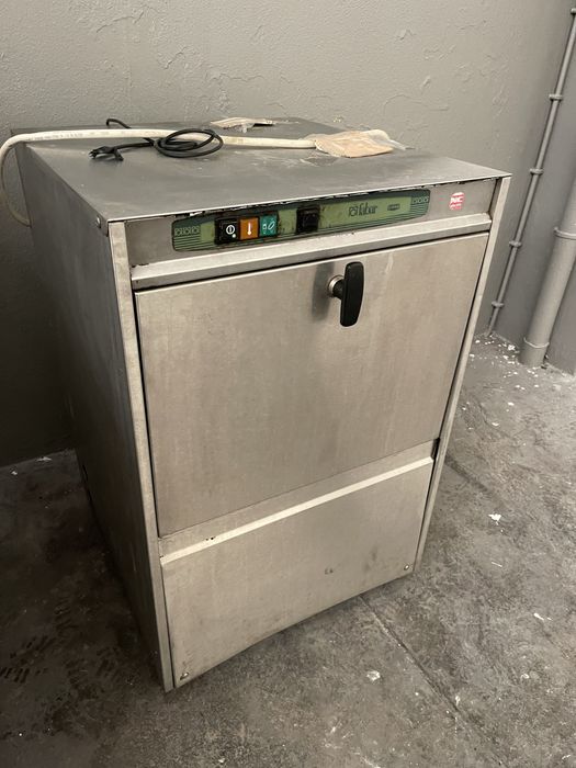 Máquina de Lavar Louça Industrial Fagor – Trifásica