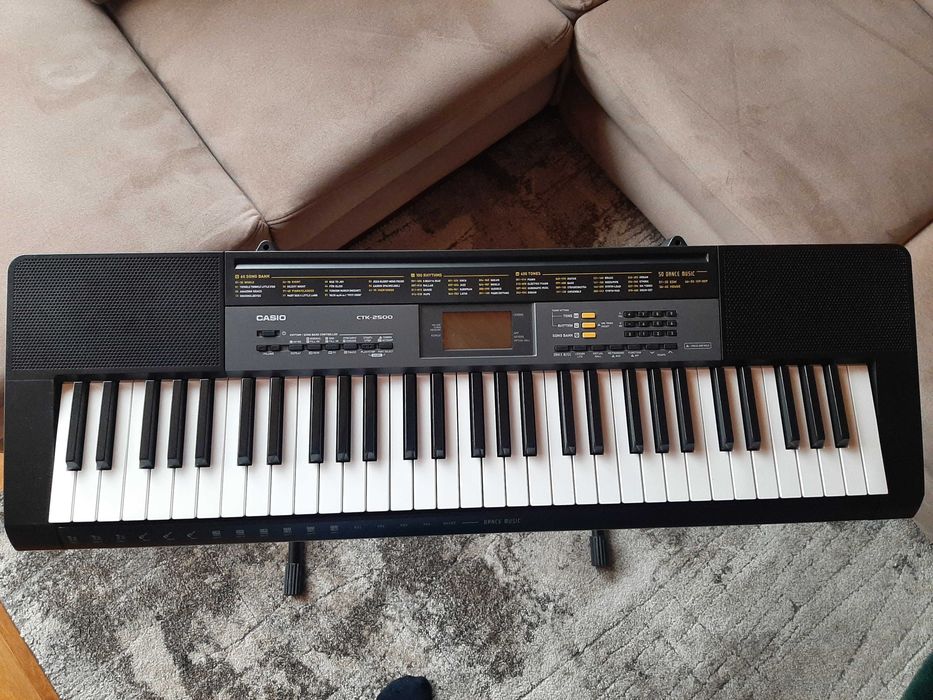 Keyboard Casio CTK-2500 ze statywem + gratisy