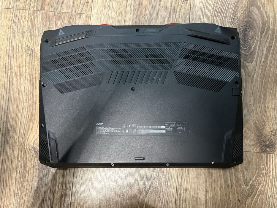 Acer nitro 5 gtx 1660ti i5 16/512