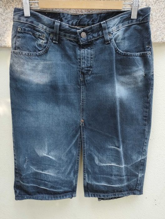Saias de ganga de marca Levi's e Stradivarius64729957318275120