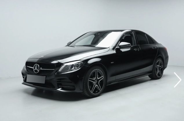 Mercedes-Benz C 220 d 9G-TRONIC AMG Line