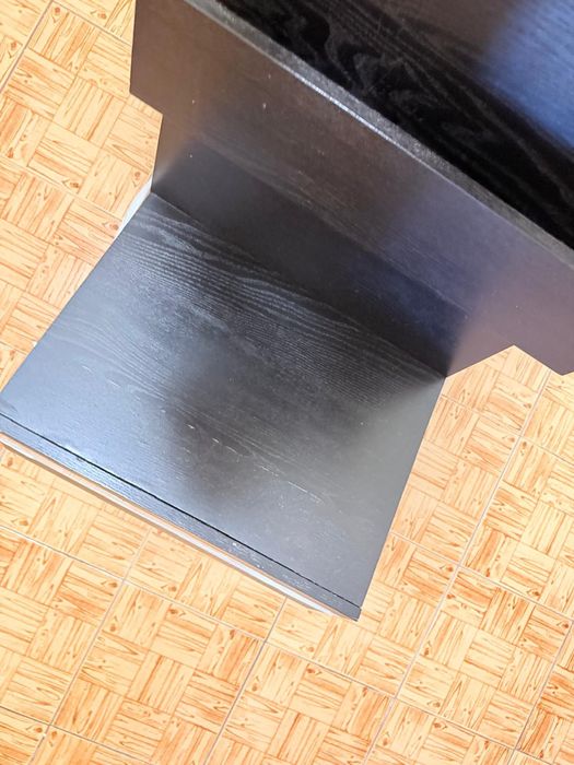 2 aparadores de cama