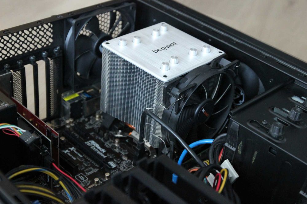 Komputer PC i7-4770K/16gbDDR3/ASRockZ87Extreme4/AIMSC808/bez GPU i HDD