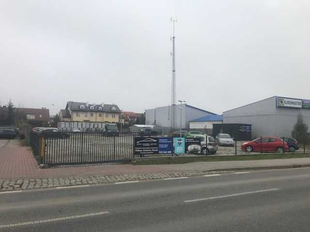 Plac utwardzony pod działalność uzbrojona woda prąd