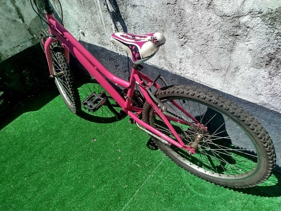 Bicicleta de "montanha" de criança (menina)