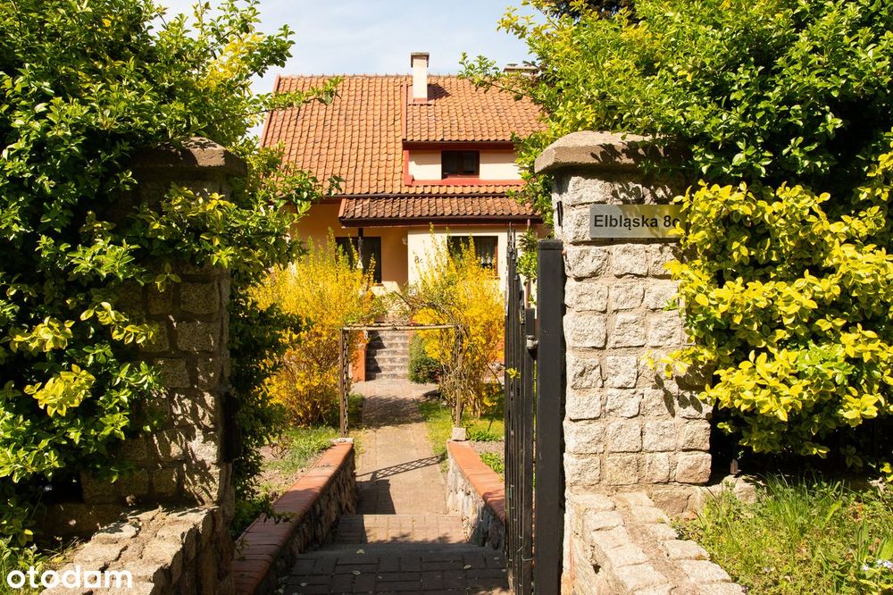Sprzedam nieruchomość zabudowaną domem jednorodzinnym we Fromborku