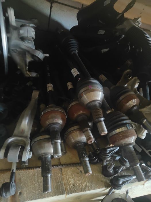 Tesla Model Y Model 3 2018-2024 передня ходовка ричаг піввісь комплект