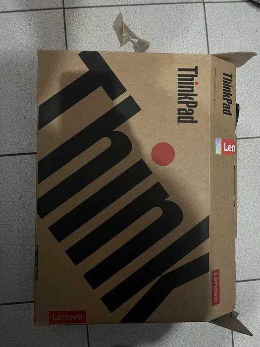 Sprzedam laptop Lenovo ThinkPad T14 + Stacja dokująca - jak nowy