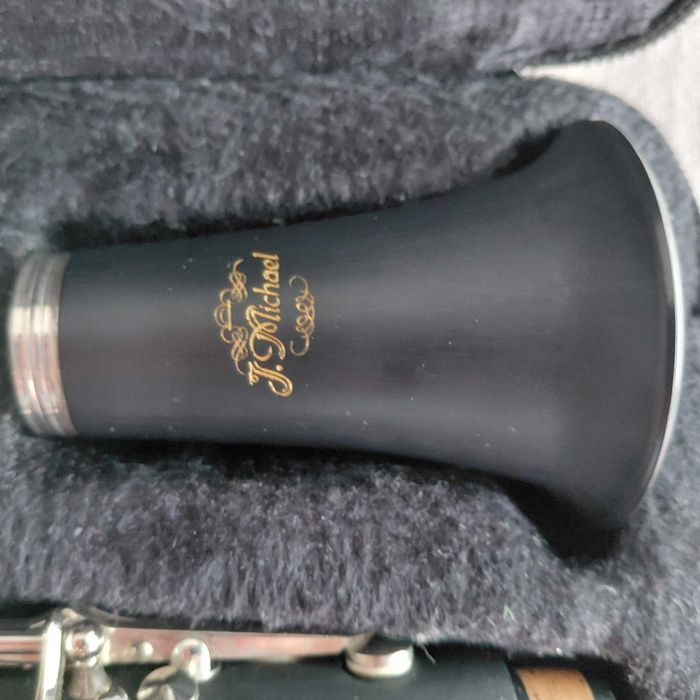 Clarinete Mib (requinta)
