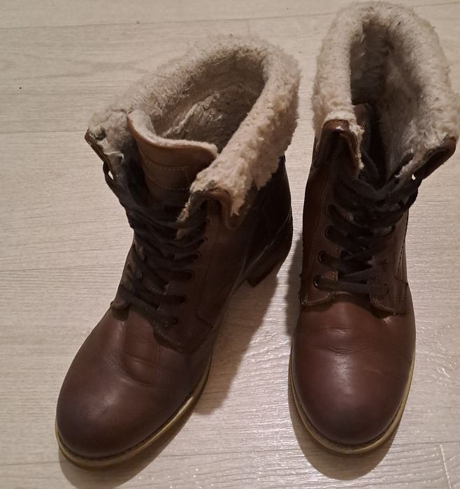 Натуральні шкіряні на холодну осінь, теплу зиму