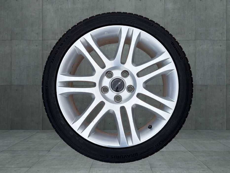 Koła Skoda Superb R18 5x112 opony letnie 225/40R18