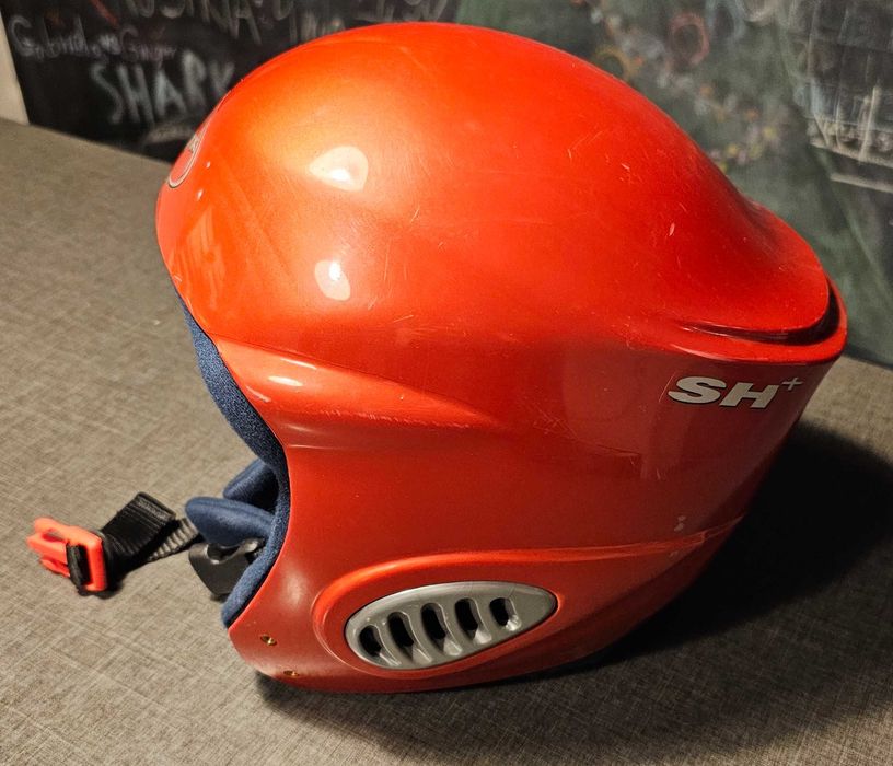 Kask narciarski rozmiar M, około 53-55 cm