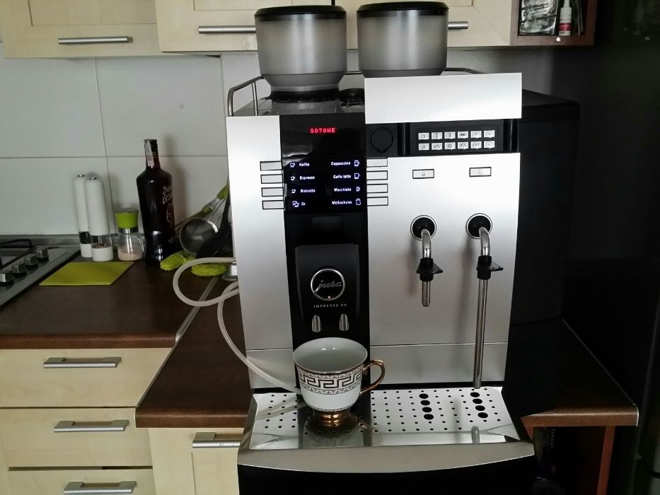 Ekspres Jura X9 17 tyś kaw 6 miesięcy gwarancji