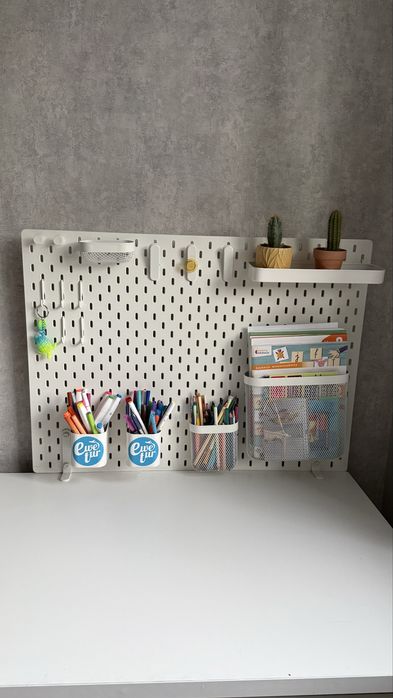 Biurko białe szuflady zestaw organizer ikea