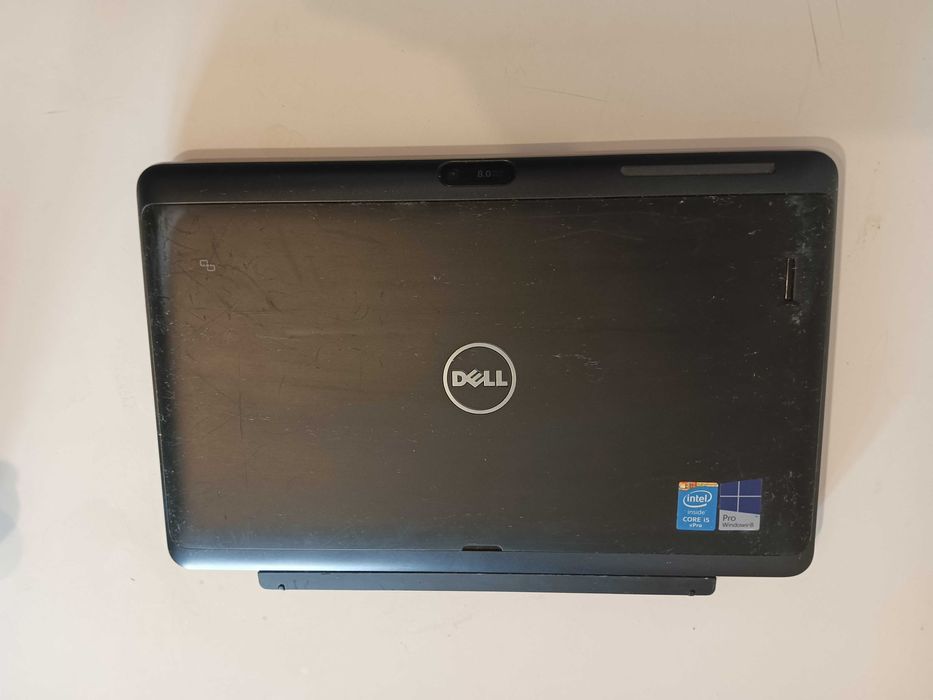 Tablet Dell Venue 11 pro + klawiatura + stacja dokująca + etui
