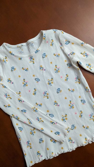 Лонгслив H&M на девочку 6-8 лет
