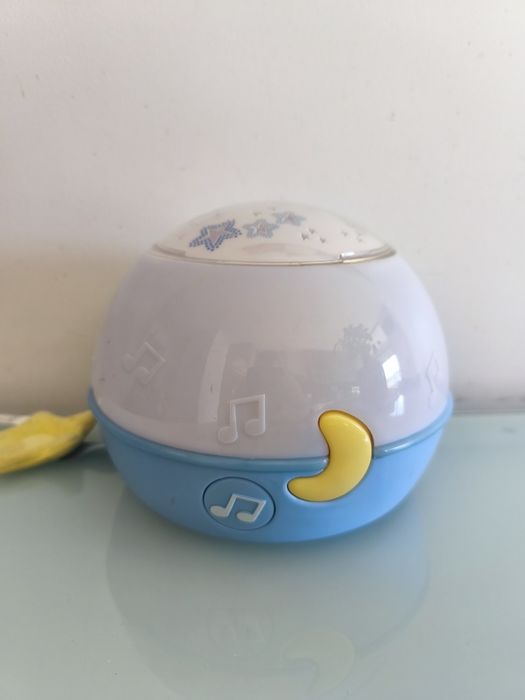 Chicco - Projetor de luz e som.