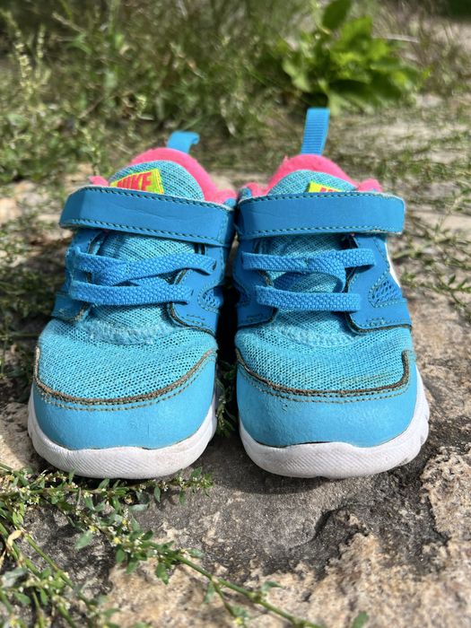 Кросівки дитячі Nike 23,5, устілка 14,5 см