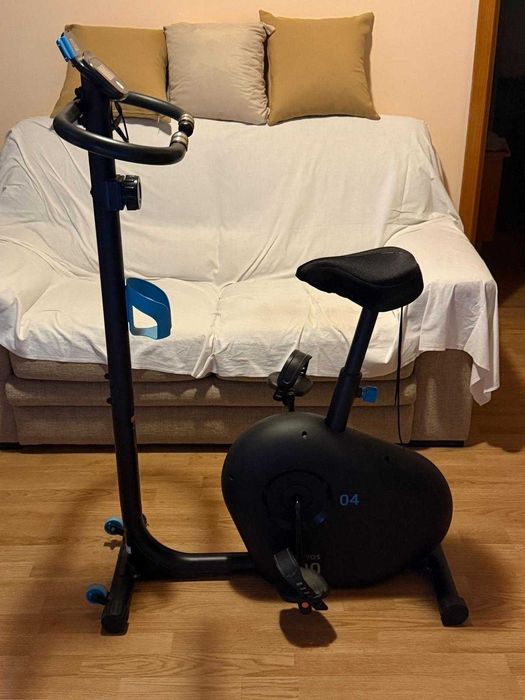 Bicicleta estática DOMYOS